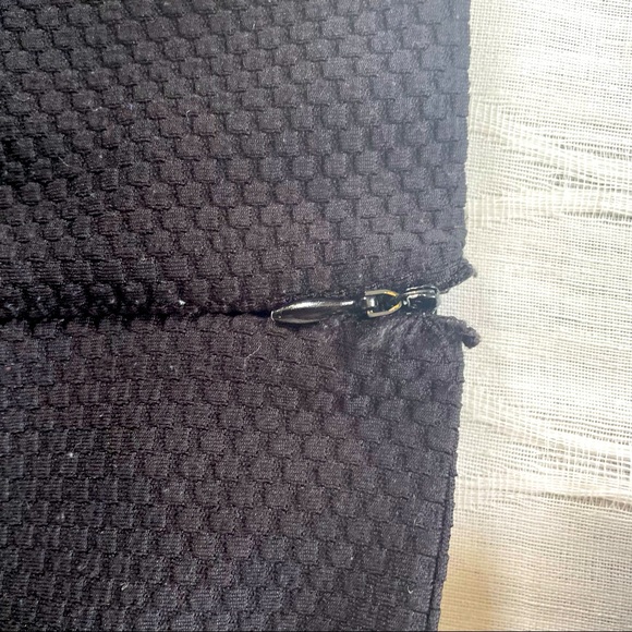 Lauren Conrad Simple Black textured mini Skirt - Picture 10 of 13